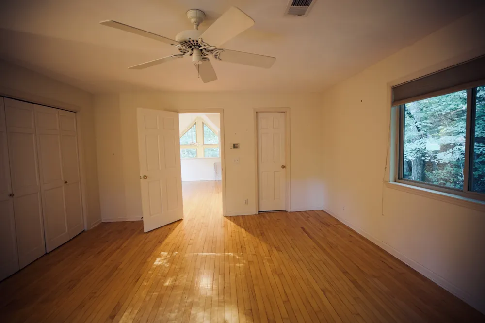 1336 Big Tom Rd Kingston Springs, TN 37082