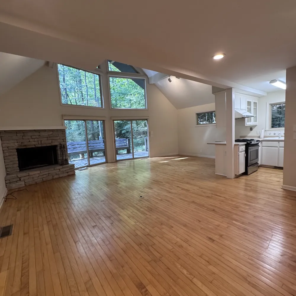 1336 Big Tom Rd Kingston Springs, TN 37082