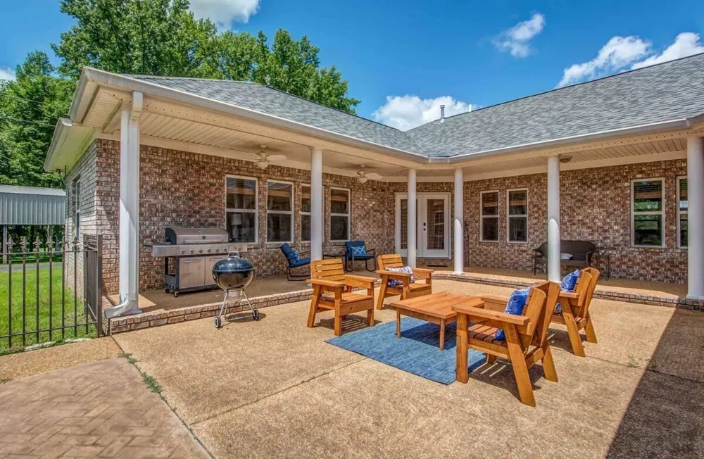 1215 Beaver Creek Dr Mason, TN 38049