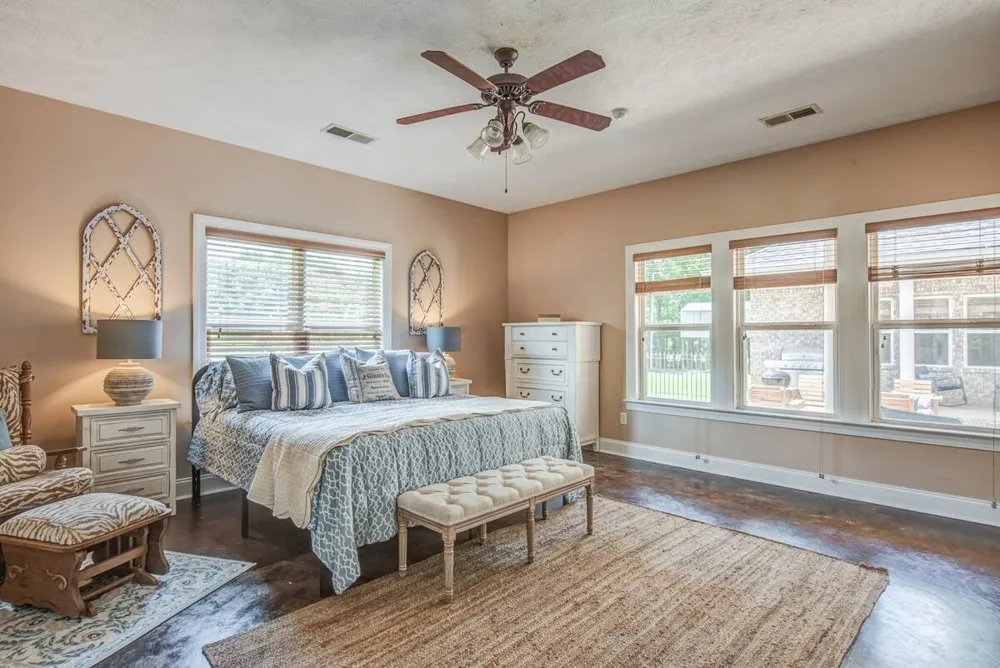 1215 Beaver Creek Dr Mason, TN 38049