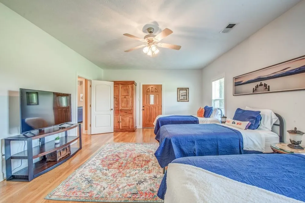 1215 Beaver Creek Dr Mason, TN 38049