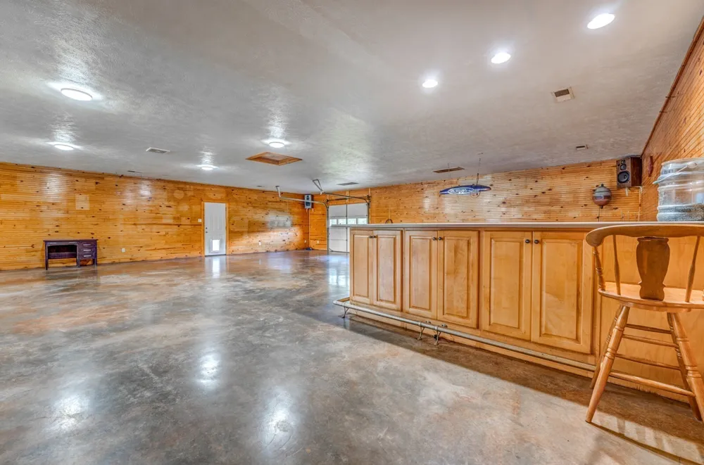1215 Beaver Creek Dr Mason, TN 38049