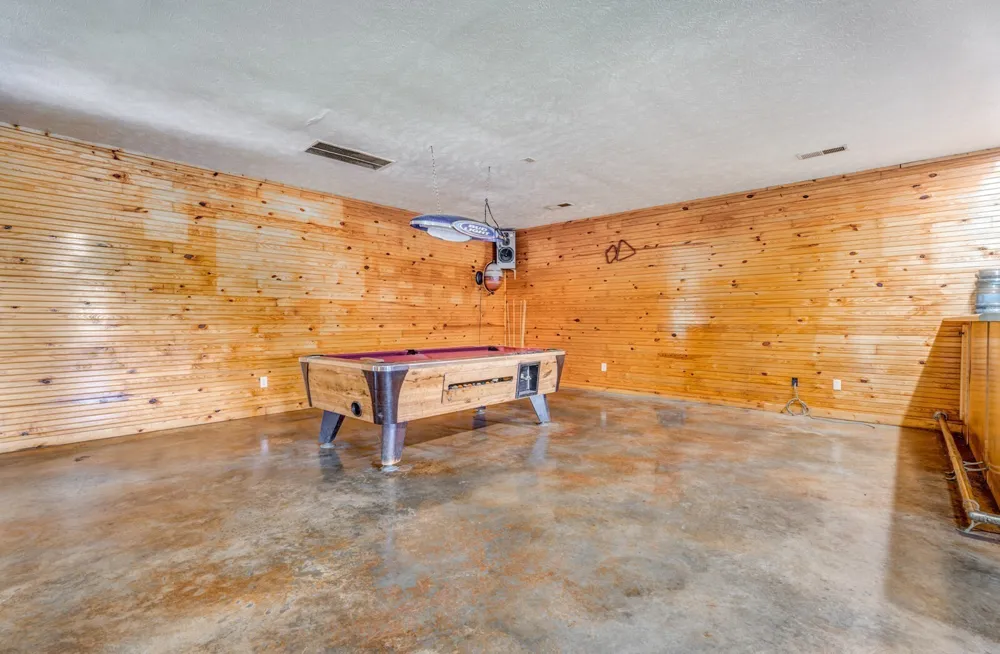 1215 Beaver Creek Dr Mason, TN 38049
