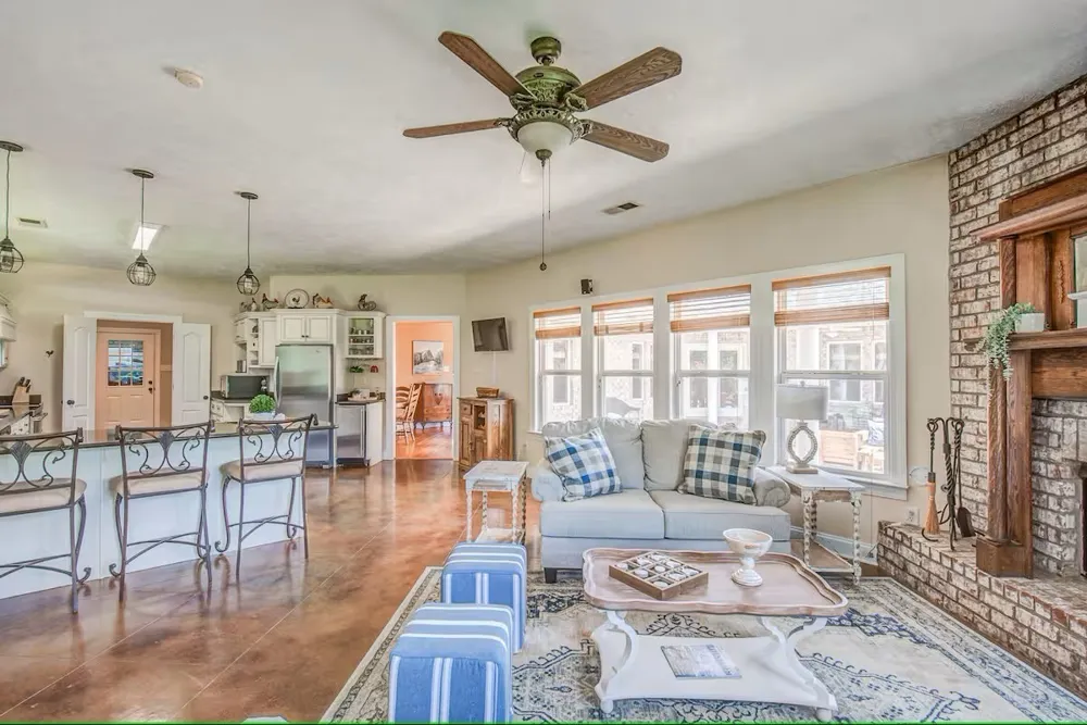 1215 Beaver Creek Dr Mason, TN 38049