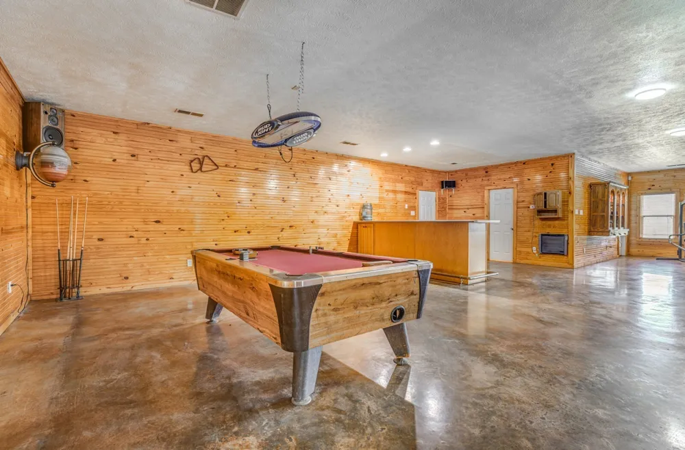 1215 Beaver Creek Dr Mason, TN 38049