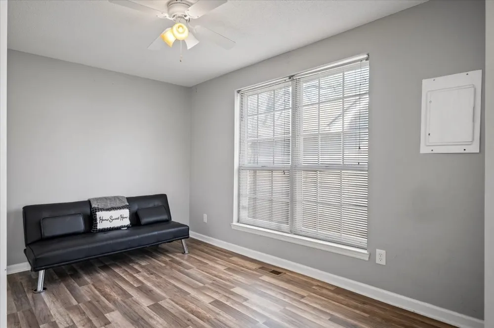 1119 Waggoner Ct W Nashville, TN 37214
