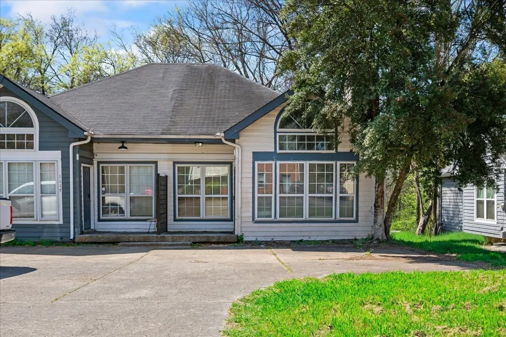 1119 Waggoner Ct W Nashville, TN 37214