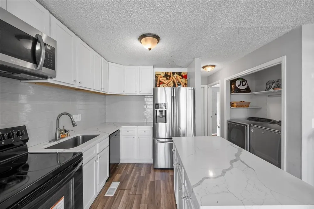 1119 Waggoner Ct W Nashville, TN 37214