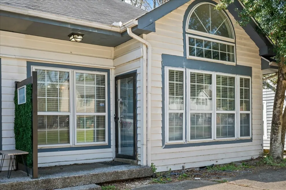1119 Waggoner Ct W Nashville, TN 37214