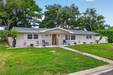 2266 MANOR COURT