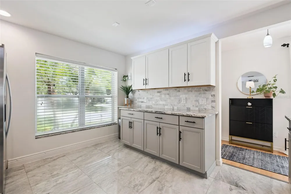 1038 ROYAL OAKS DRIVE Apopka, FL 32703