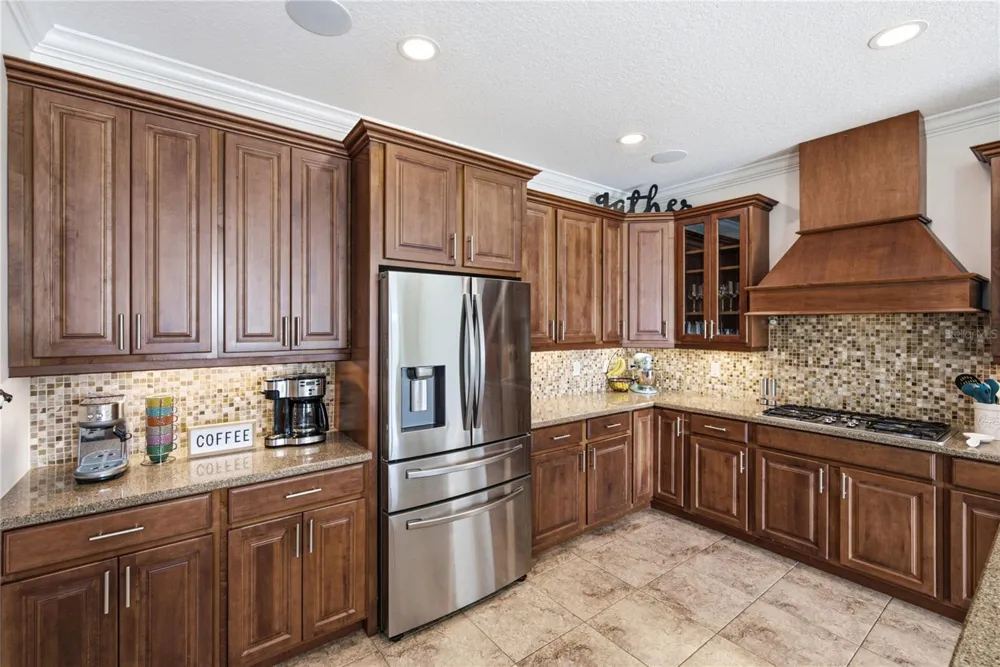 6411 GRENADA ISLAND AVENUE Apollo Beach, FL 33572