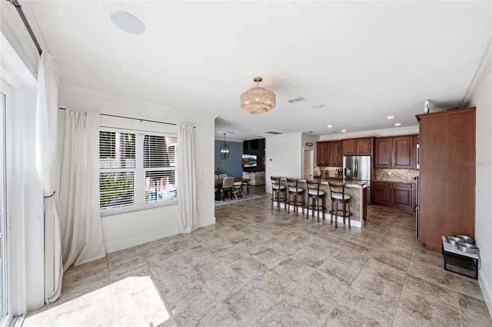 6411 GRENADA ISLAND AVENUE Apollo Beach, FL 33572