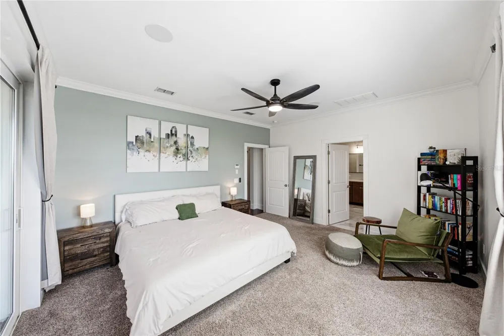 6411 GRENADA ISLAND AVENUE Apollo Beach, FL 33572