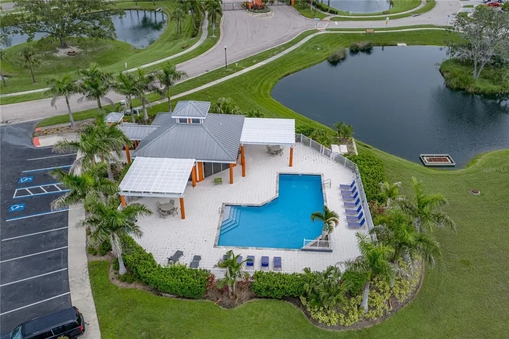 6411 GRENADA ISLAND AVENUE Apollo Beach, FL 33572