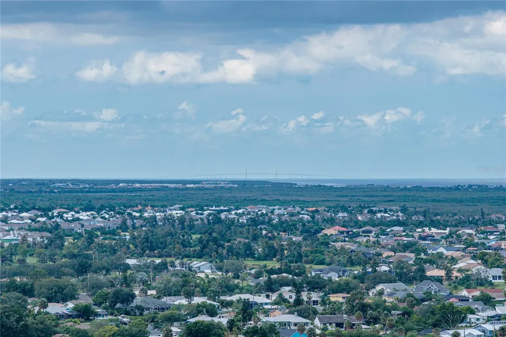 6411 GRENADA ISLAND AVENUE Apollo Beach, FL 33572