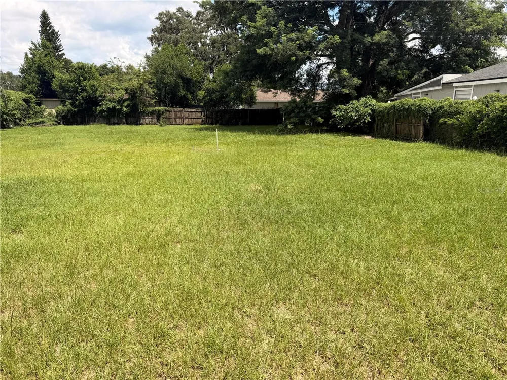 2110 E POINSETTIA AVENUE #2 Tampa, FL 33612