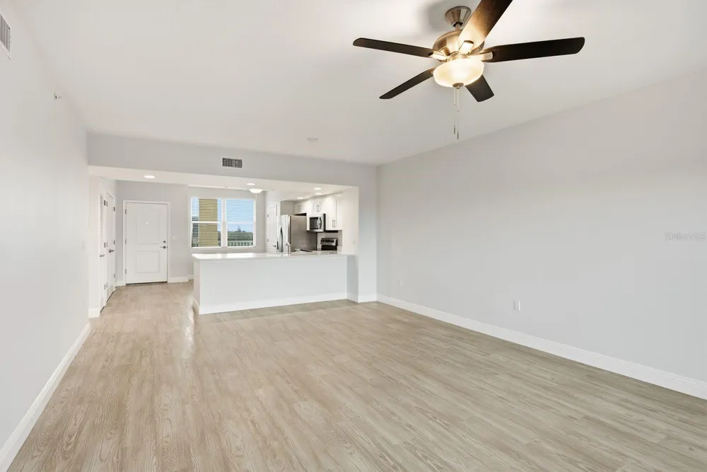 960 STARKEY ROAD #10304 Largo, FL 33771