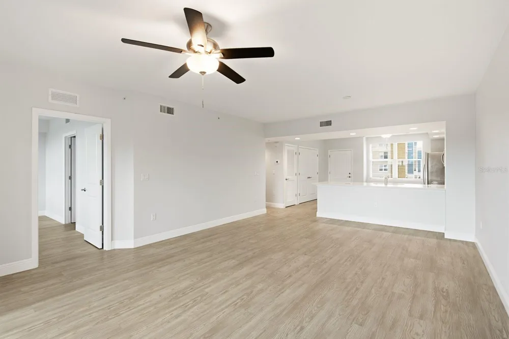 960 STARKEY ROAD #10304 Largo, FL 33771