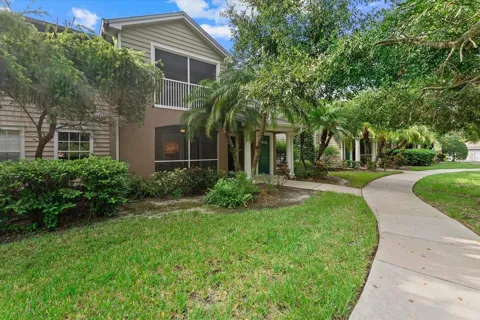 7411 VISTA WAY #106