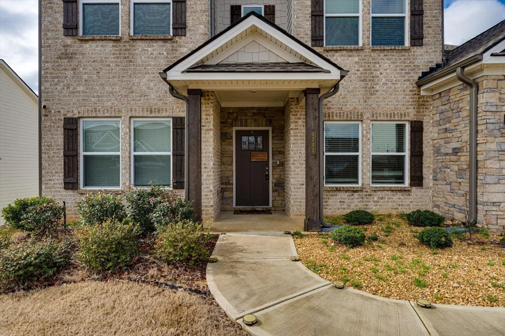 4742 Wellesley Drive Ooltewah, TN 37363