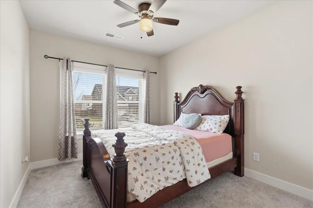 4742 Wellesley Drive Ooltewah, TN 37363