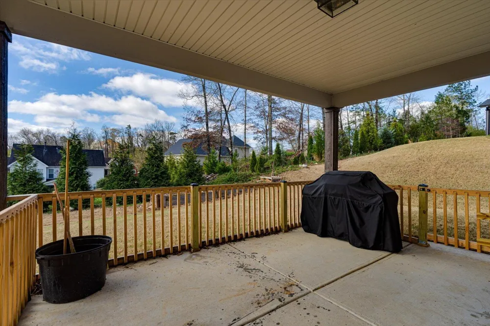 4742 Wellesley Drive Ooltewah, TN 37363