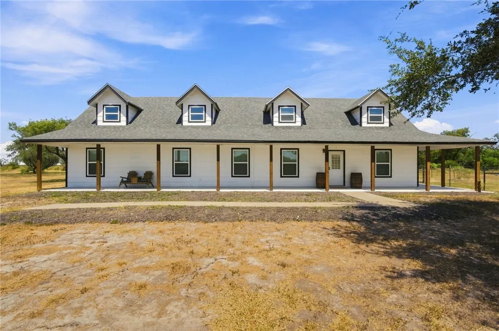 4629 Chuckwagon Robstown, TX 78380