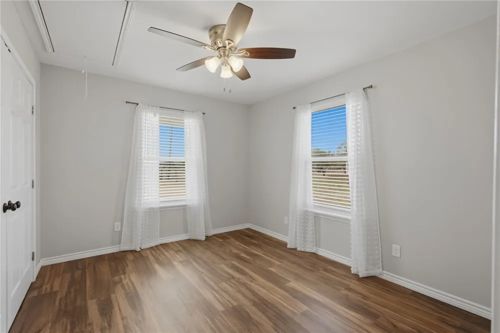4629 Chuckwagon Robstown, TX 78380