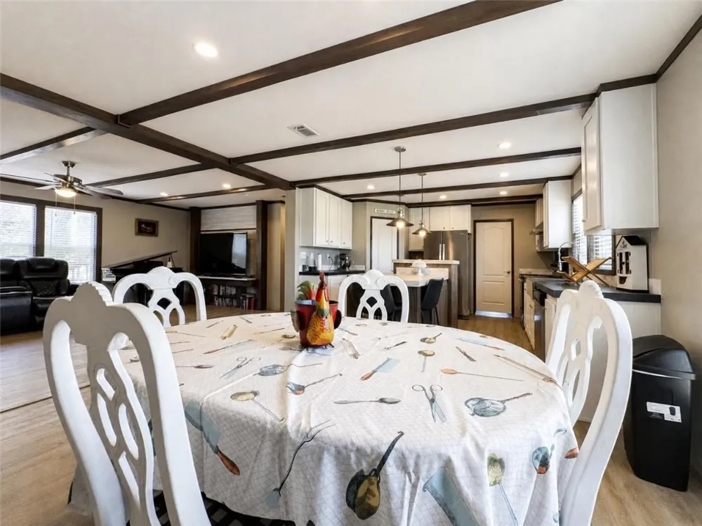 295 Griffith Drive Rockport, TX 78382