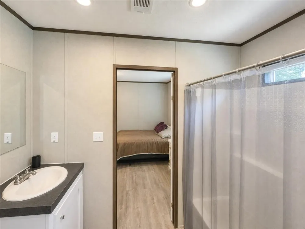 295 Griffith Drive Rockport, TX 78382