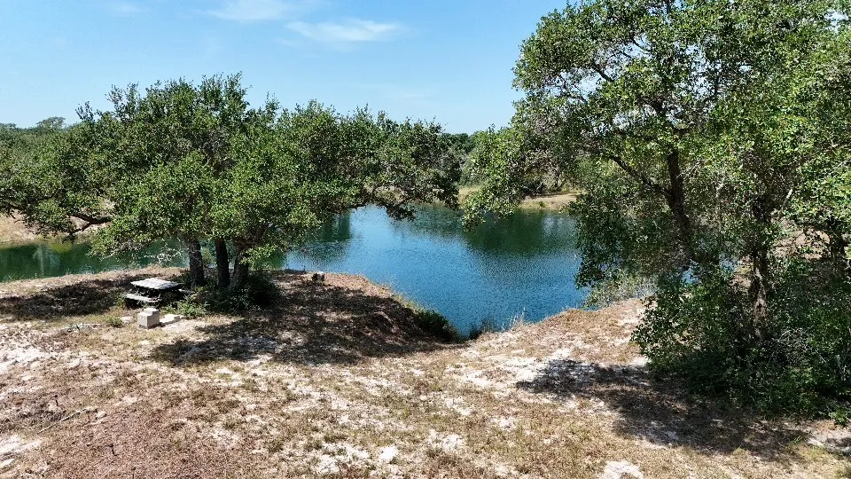295 Griffith Drive Rockport, TX 78382