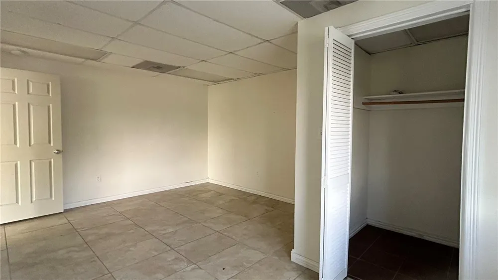 2738 Dallas Avenue Ingleside, TX 78362