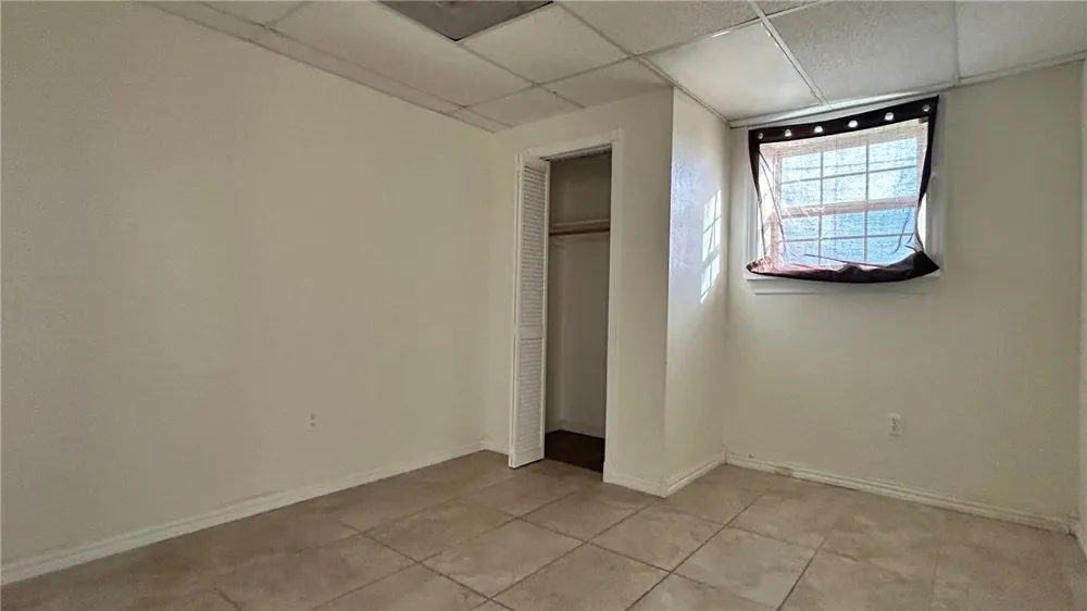 2738 Dallas Avenue Ingleside, TX 78362