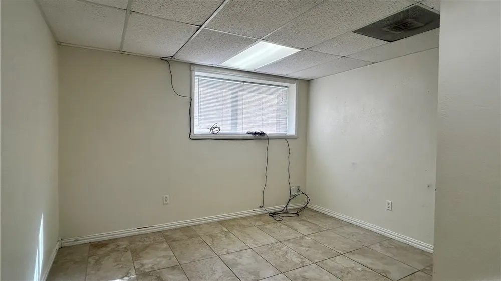 2738 Dallas Avenue Ingleside, TX 78362