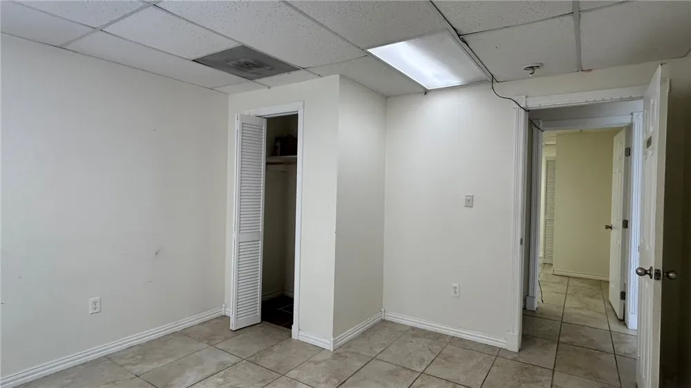 2738 Dallas Avenue Ingleside, TX 78362