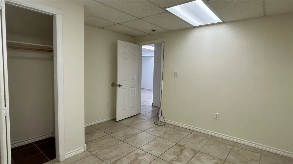 2738 Dallas Avenue Ingleside, TX 78362