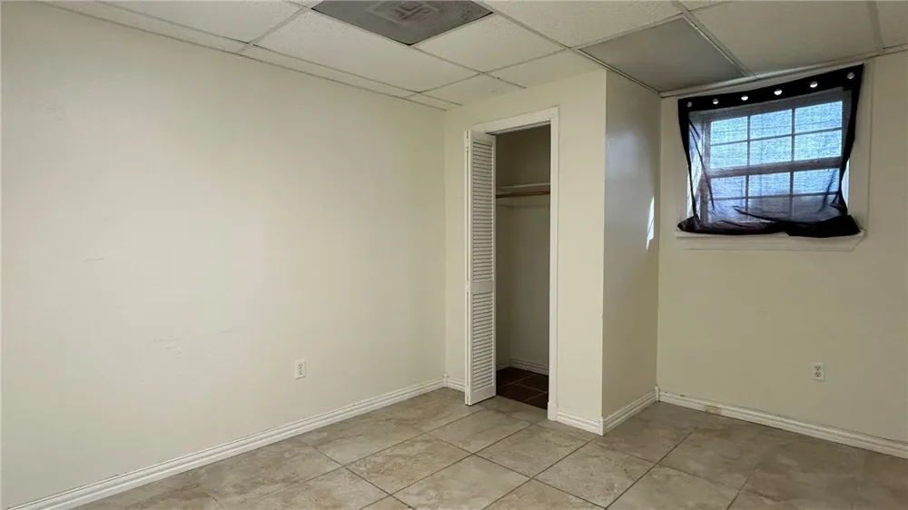 2738 Dallas Avenue Ingleside, TX 78362