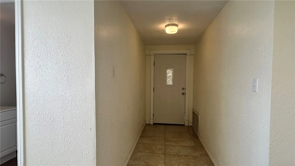 2738 Dallas Avenue Ingleside, TX 78362