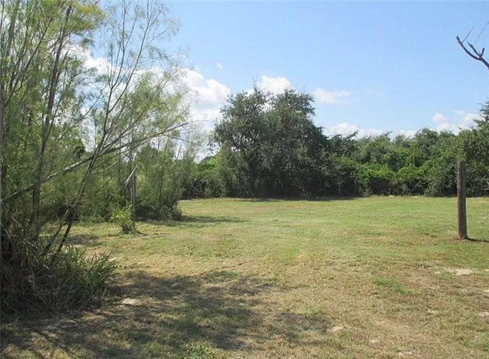 417 Glenoak Corpus Christi, TX 78418