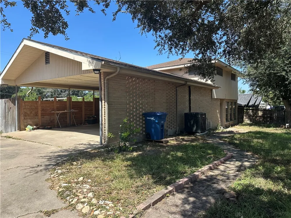 11121 Birdwood Corpus Christi, TX 78410