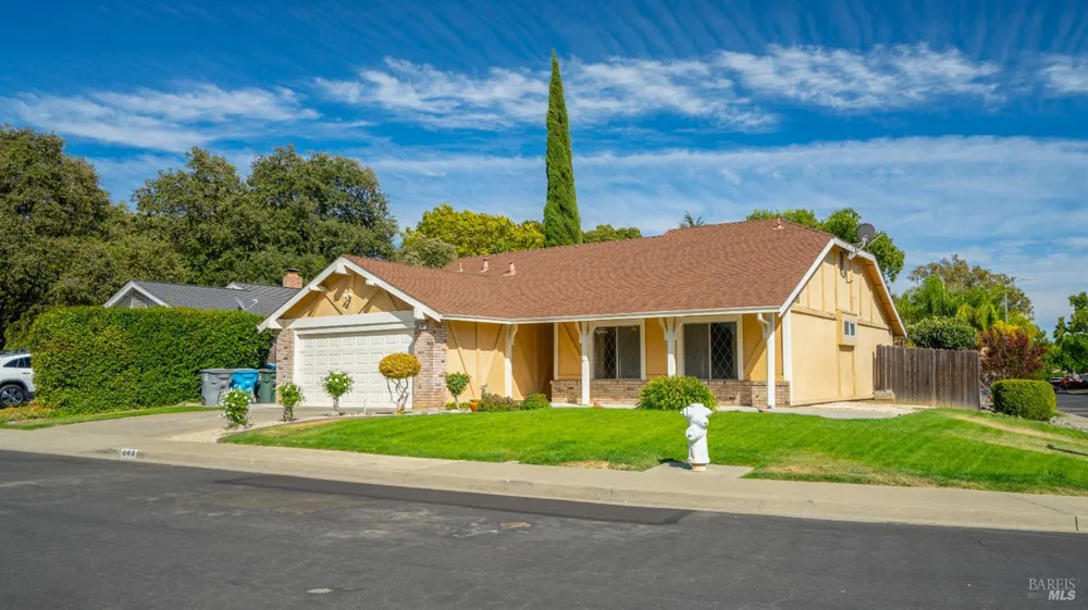 848 Arbor Oaks Drive Vacaville, CA 95687
