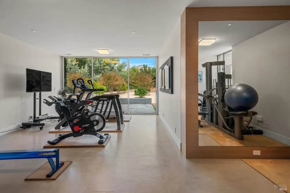3027 Vichy Avenue Napa, CA 94558