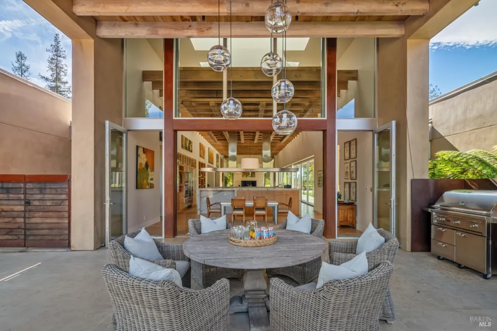 3027 Vichy Avenue Napa, CA 94558