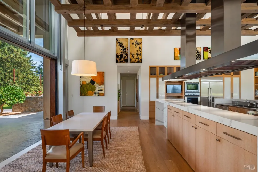3027 Vichy Avenue Napa, CA 94558