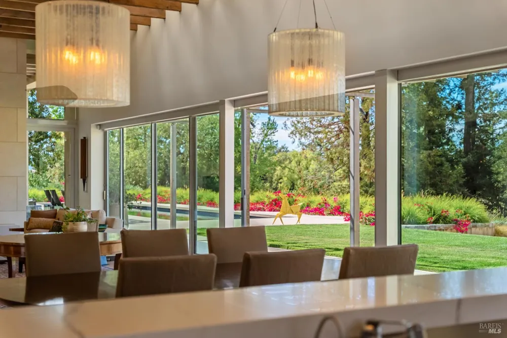 3027 Vichy Avenue Napa, CA 94558