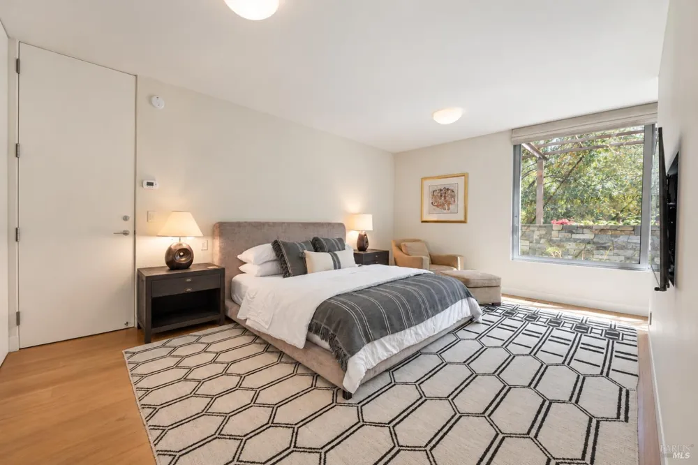3027 Vichy Avenue Napa, CA 94558