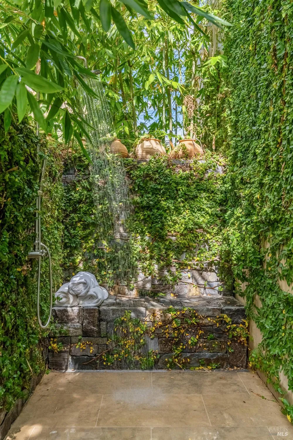 3027 Vichy Avenue Napa, CA 94558