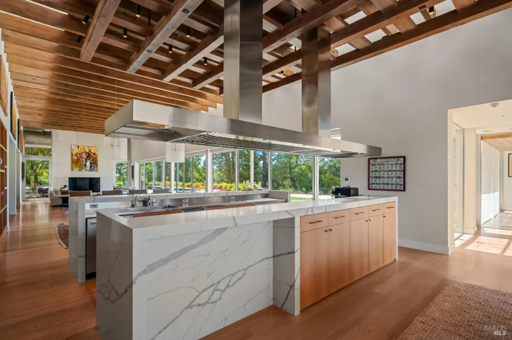 3027 Vichy Avenue Napa, CA 94558
