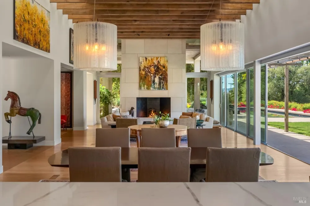 3027 Vichy Avenue Napa, CA 94558